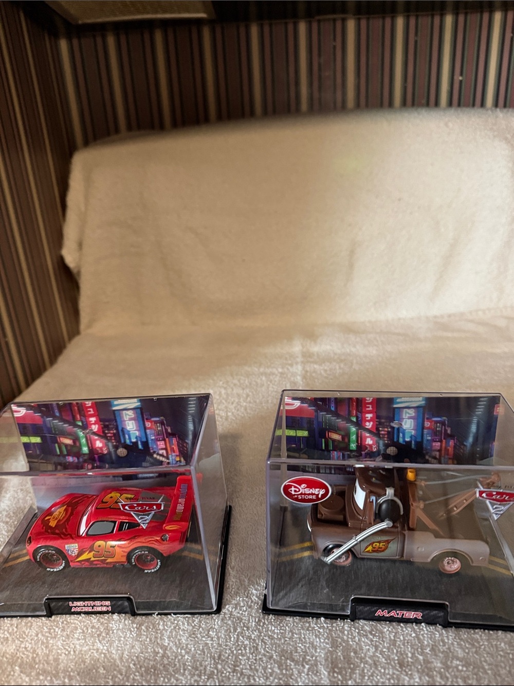 Disney Lightning McQueen Red & MaterBrown Car